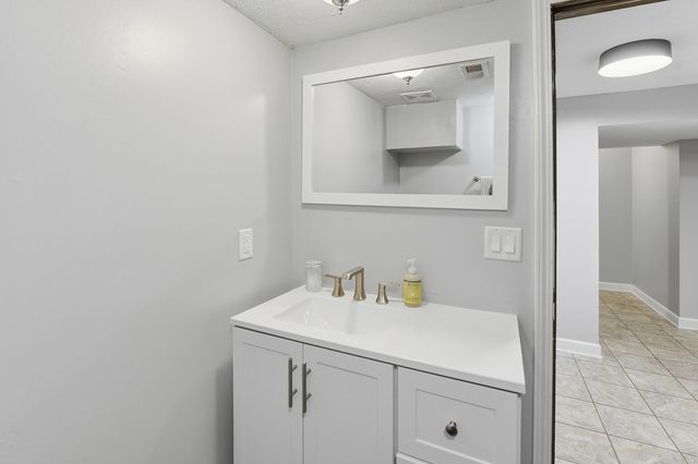 109 SYLVAN Drive, Council Bluffs, IA 51503