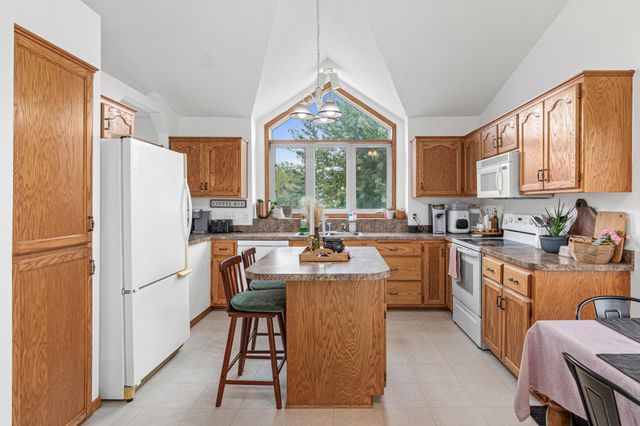 23368 Jonquil Street NW, Saint Francis, MN 55070