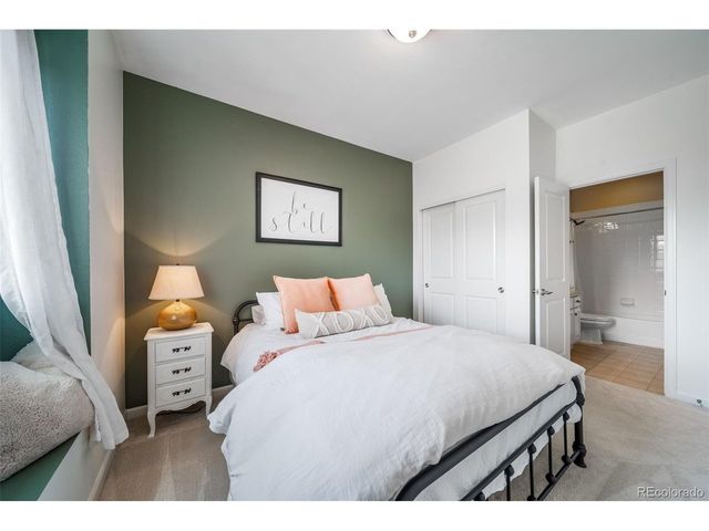 3572 Ghost Dance Dr, Castle Rock, CO 80108