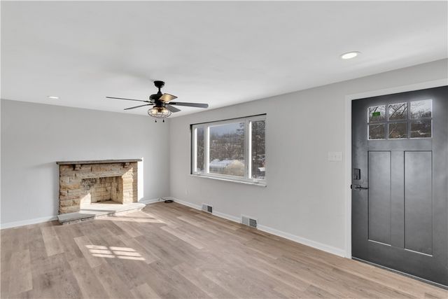 5922 Wallace Ave, Bethel Park, PA 15102