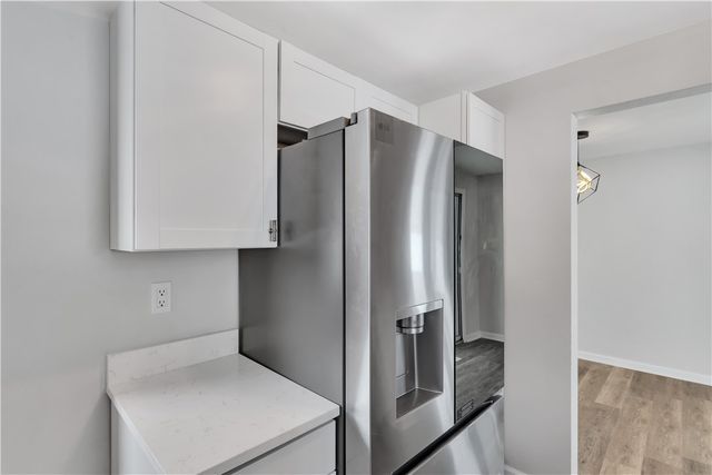 5922 Wallace Ave, Bethel Park, PA 15102