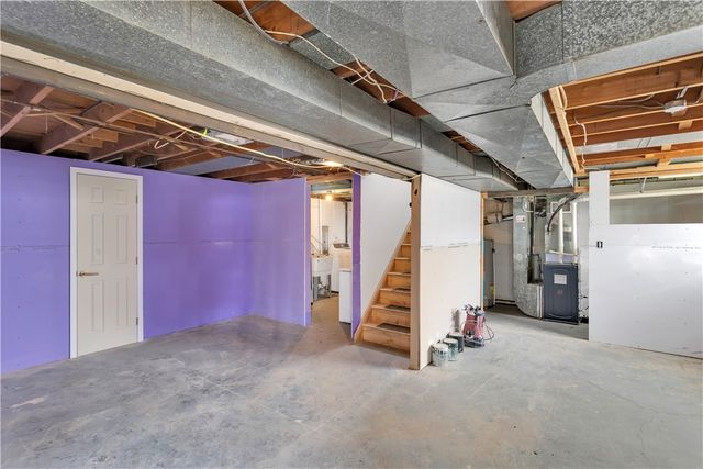 5922 Wallace Ave, Bethel Park, PA 15102