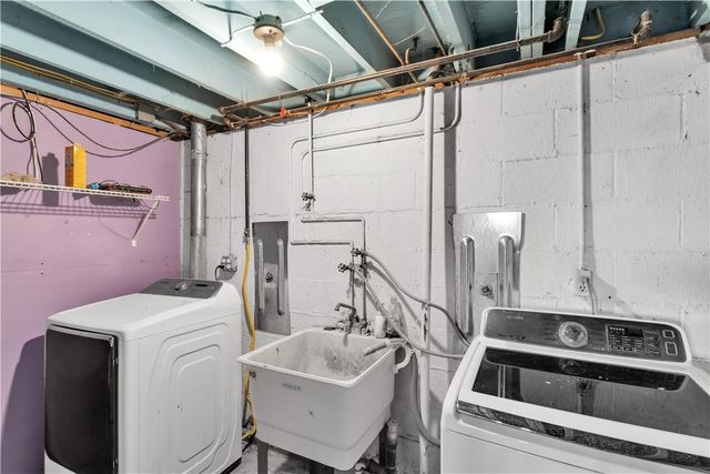 5922 Wallace Ave, Bethel Park, PA 15102