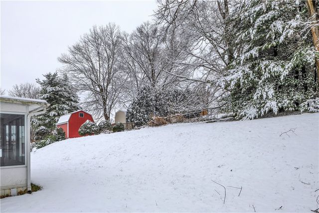 5922 Wallace Ave, Bethel Park, PA 15102