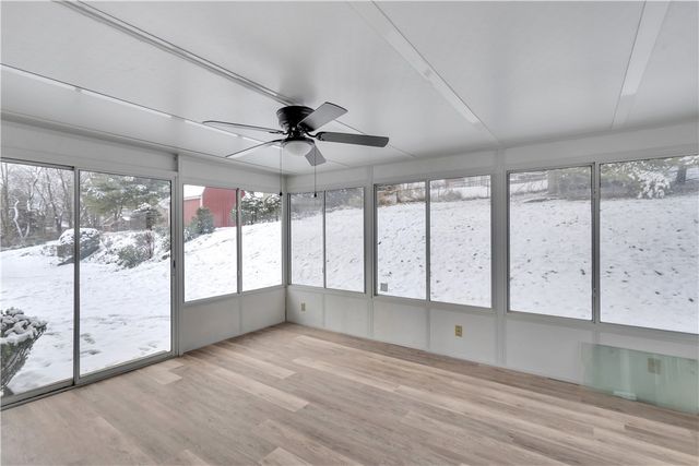 5922 Wallace Ave, Bethel Park, PA 15102