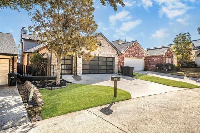 103 Fairway View Lane, Conroe, TX 77356