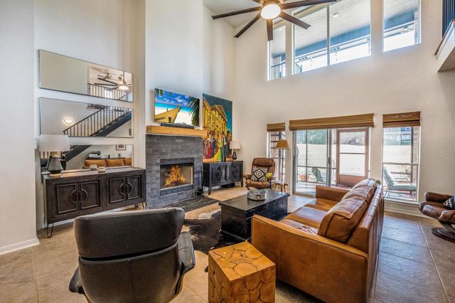 103 Fairway View Lane, Conroe, TX 77356