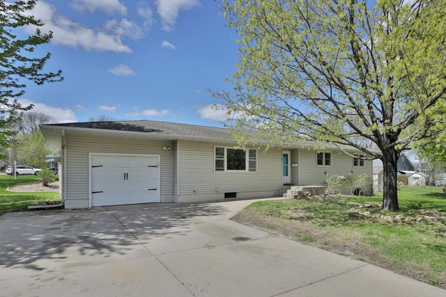 1120 Ashland Street, Hastings, MN 55033