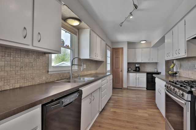 1120 Ashland Street, Hastings, MN 55033