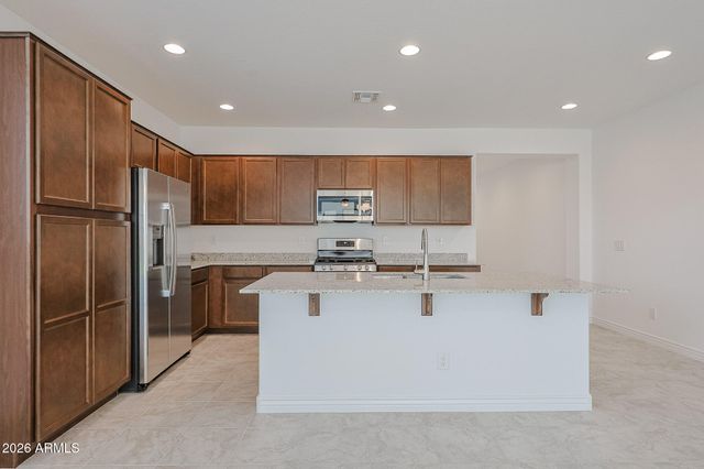 14746 W SMOKETREE Drive, Surprise, AZ 85387
