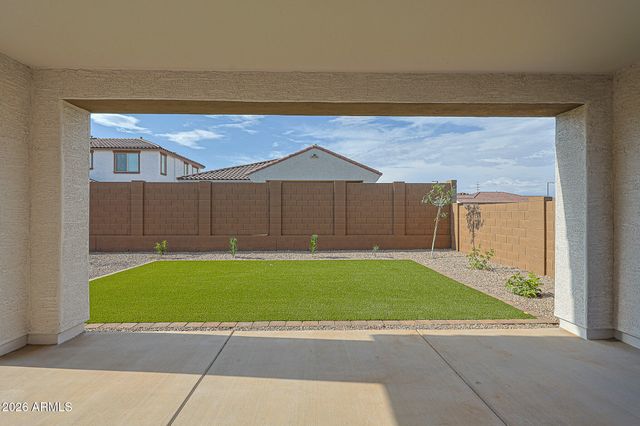 14746 W SMOKETREE Drive, Surprise, AZ 85387