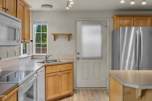 20535 Sunderland Way, Bend, OR 97701