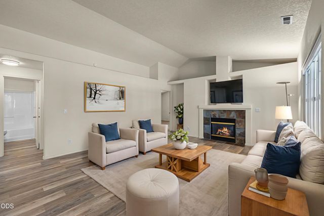 20535 Sunderland Way, Bend, OR 97701