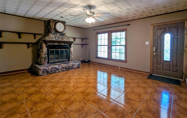 2654 Cos Street, Liberty, TX 77575