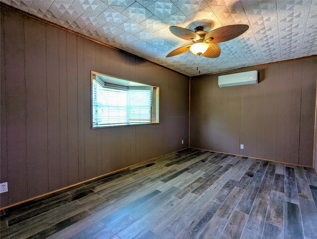 2654 Cos Street, Liberty, TX 77575