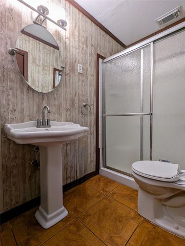 2654 Cos Street, Liberty, TX 77575