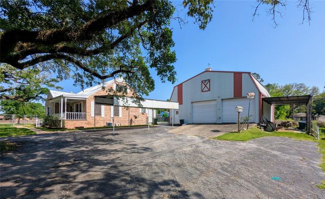2654 Cos Street, Liberty, TX 77575