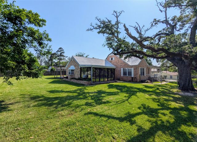2654 Cos Street, Liberty, TX 77575