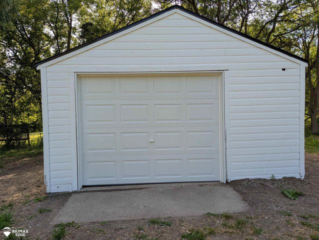 6283 Hart Lake Road, Otter Lake, MI 48464