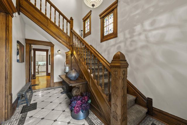 80 W Starr Avenue, Columbus, OH 43201