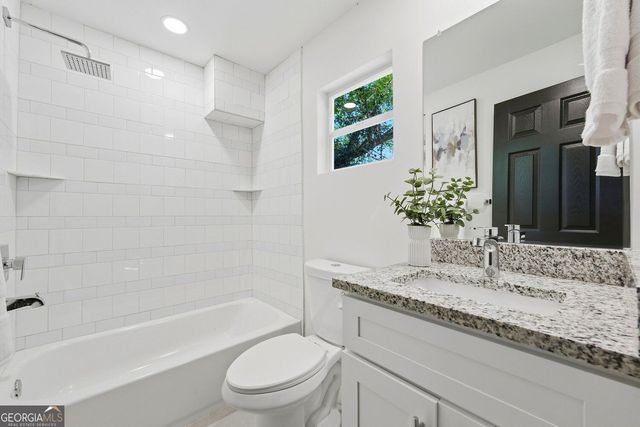 2458 St Joseph Avenue NW, Atlanta, GA 30318