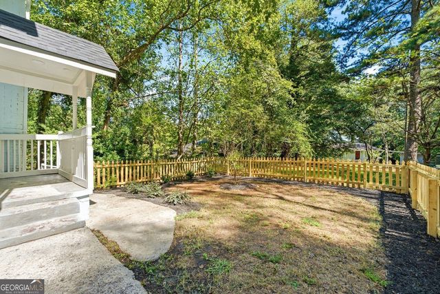 2458 St Joseph Avenue NW, Atlanta, GA 30318