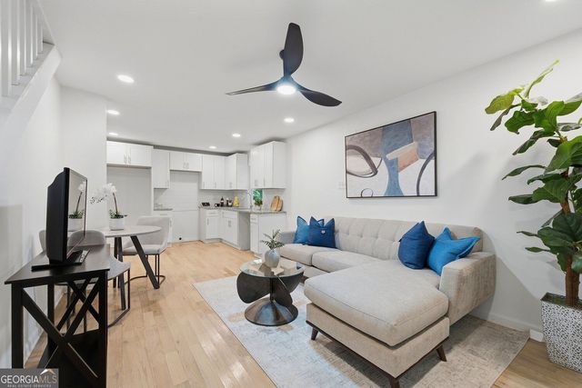 2458 St Joseph Avenue NW, Atlanta, GA 30318