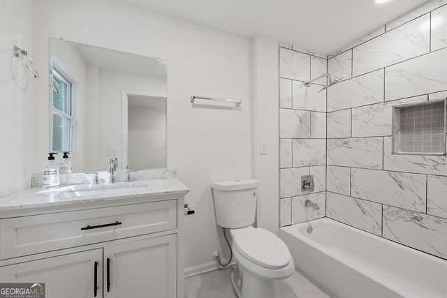 2458 St Joseph Avenue NW, Atlanta, GA 30318