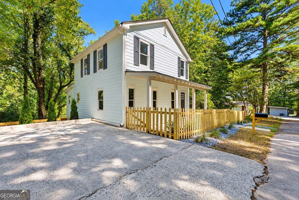 2458 St Joseph Avenue NW, Atlanta, GA 30318 — photo 2