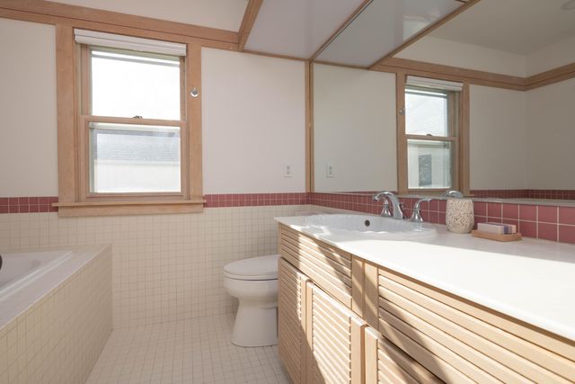 8730 S Westnedge Avenue, Portage City, MI 49002