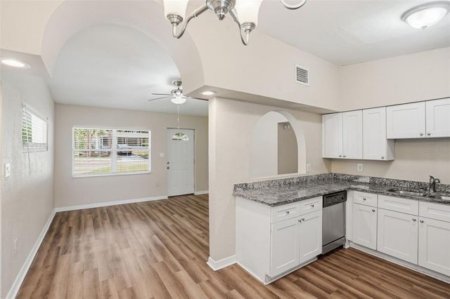 4128 CAYWOOD CIRCLE, Orlando, FL 32810