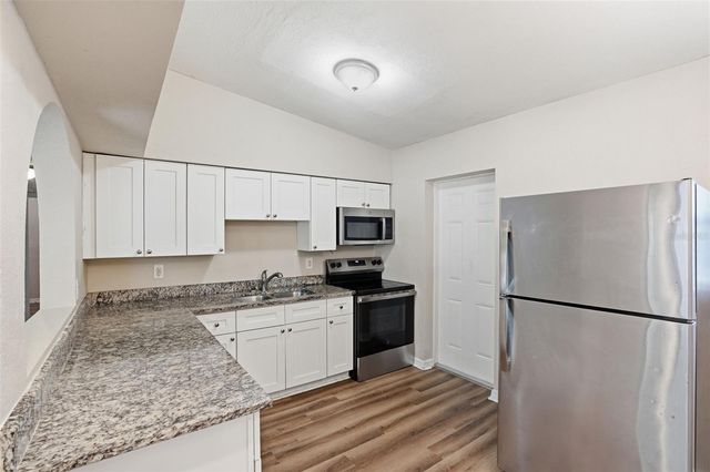 4128 CAYWOOD CIRCLE, Orlando, FL 32810