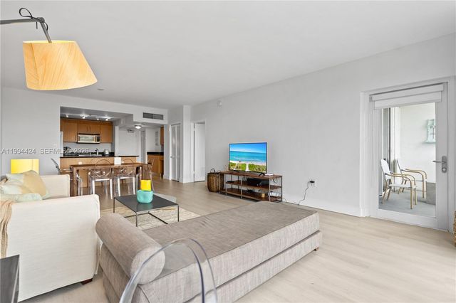 10275 Collins Ave 429, Bal Harbour, FL 33154