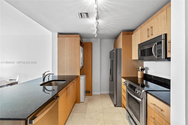 10275 Collins Ave 429, Bal Harbour, FL 33154