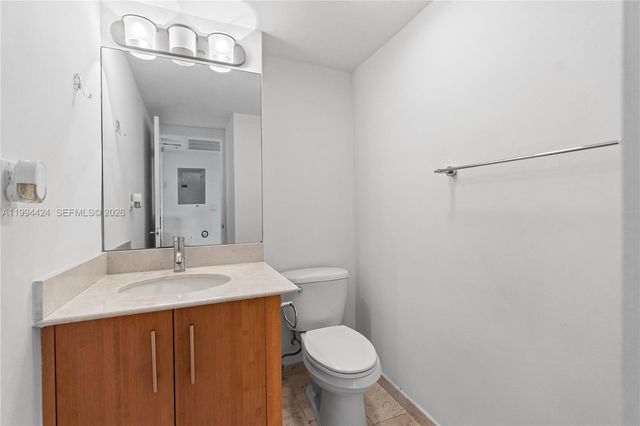 10275 Collins Ave 429, Bal Harbour, FL 33154