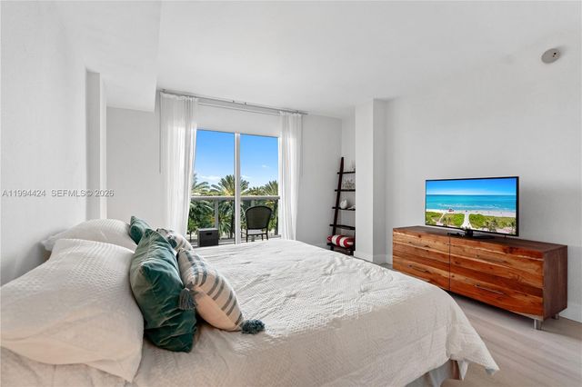 10275 Collins Ave 429, Bal Harbour, FL 33154