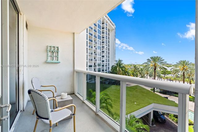 10275 Collins Ave 429, Bal Harbour, FL 33154