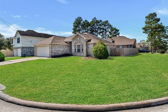 16790 N Bob White Drive, Conroe, TX 77385