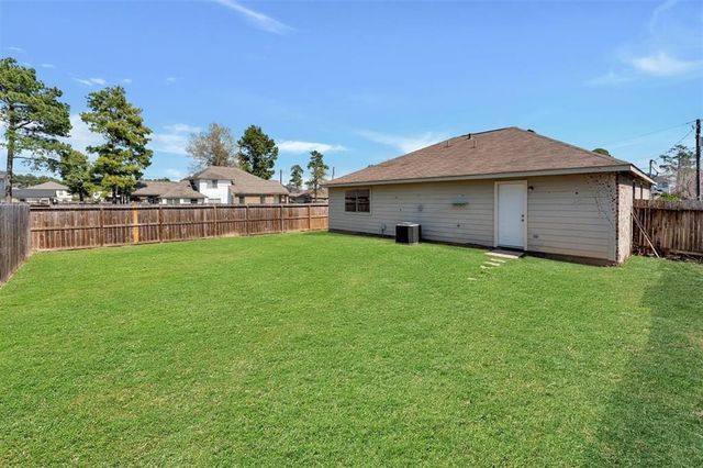 16790 N Bob White Drive, Conroe, TX 77385