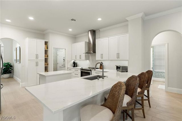 5614 Whispering Willow WAY, Fort Myers, FL 33908