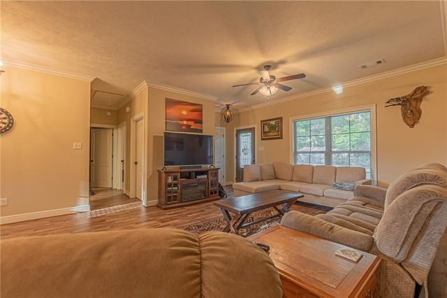 24 CAMPBELL Road, Deville, LA 71328