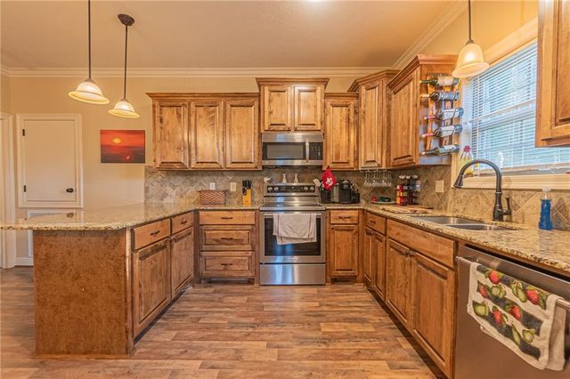 24 CAMPBELL Road, Deville, LA 71328