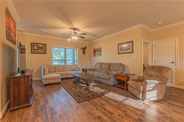 24 CAMPBELL Road, Deville, LA 71328