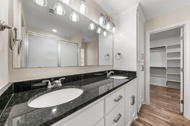 503 Washington Avenue, Mcgregor, TX 76657