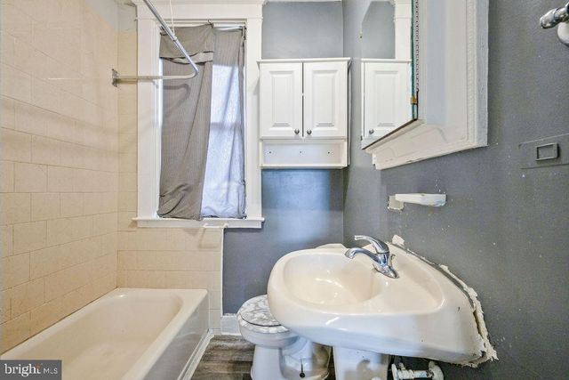 131 VENTNOR TER, Dundalk, MD 21222