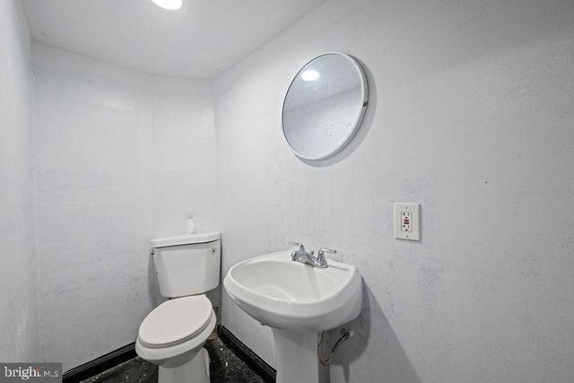 131 VENTNOR TER, Dundalk, MD 21222