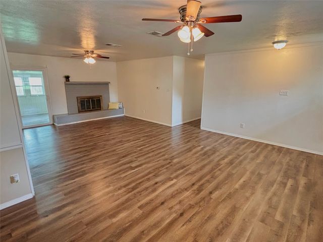 2607 Norwood Lane, Arlington, TX 76013