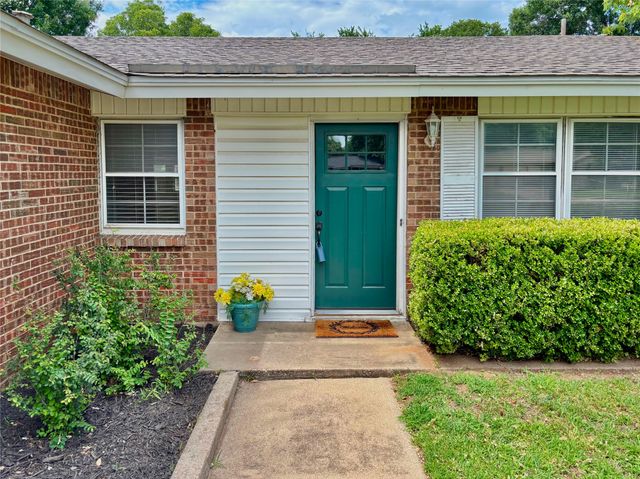 2607 Norwood Lane, Arlington, TX 76013