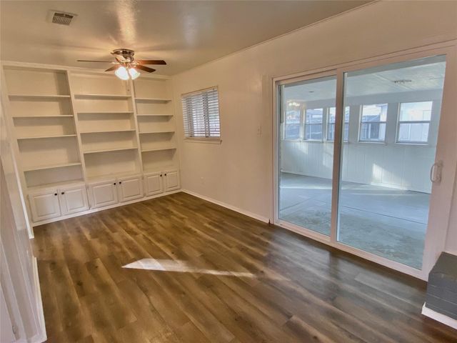 2607 Norwood Lane, Arlington, TX 76013