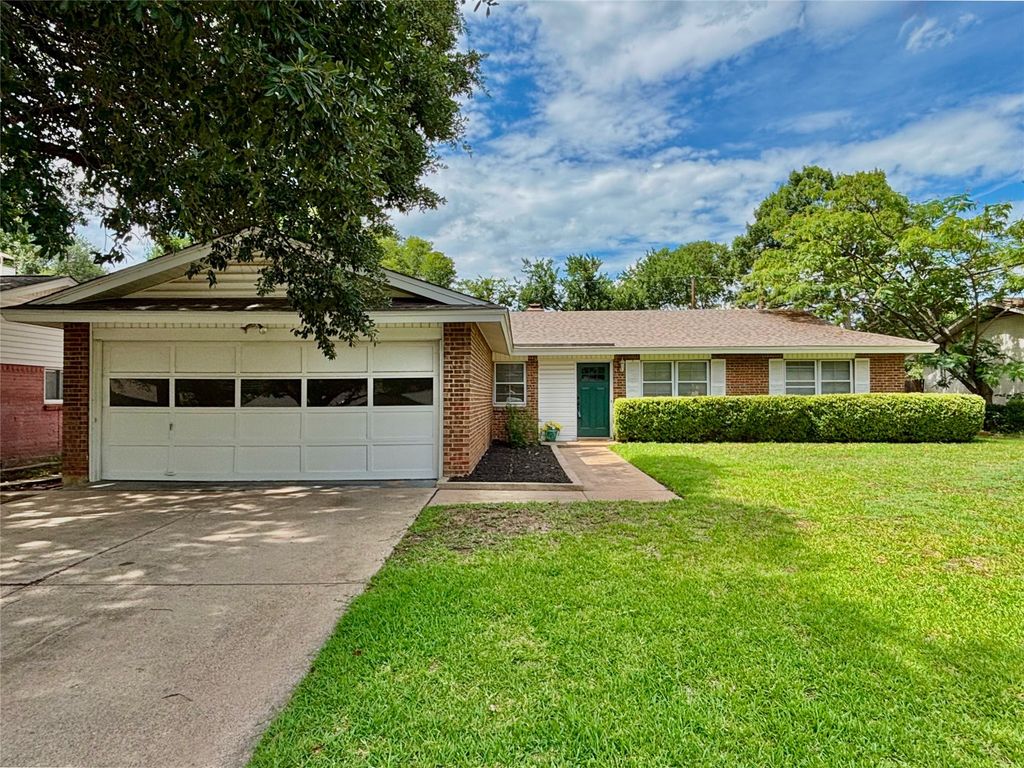 2607 Norwood Lane, Arlington, TX 76013